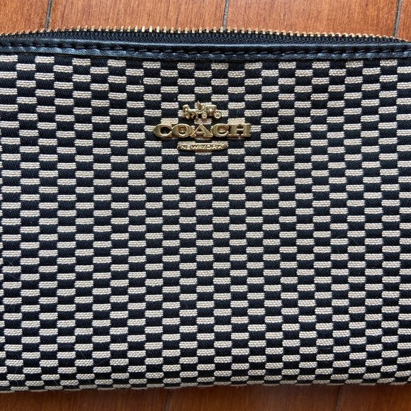 Coach legacy Jacquared Zip Wristlet - Picture 3 of 5